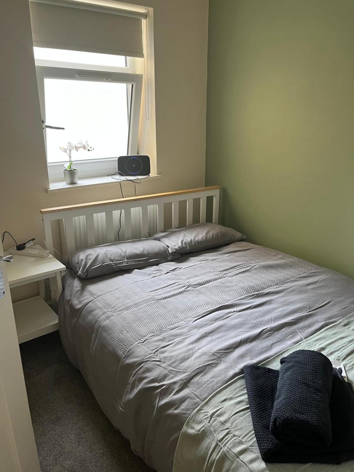 Short Term Lets From £15 Per Person Per Night Appartement Bristol Buitenkant foto